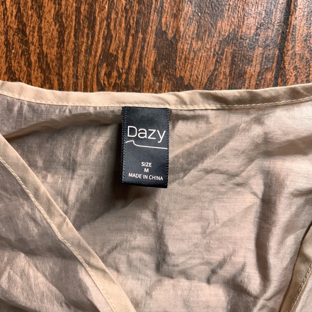 Dazy Women's Tan Crop Top